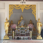 Wat Phra That Sawi inside temple