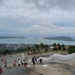 What big buddha sees