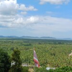 Phra Yai Buddha's Sea View