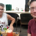 Let's drink a cocktail