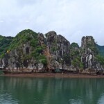 Cat Ba Bay